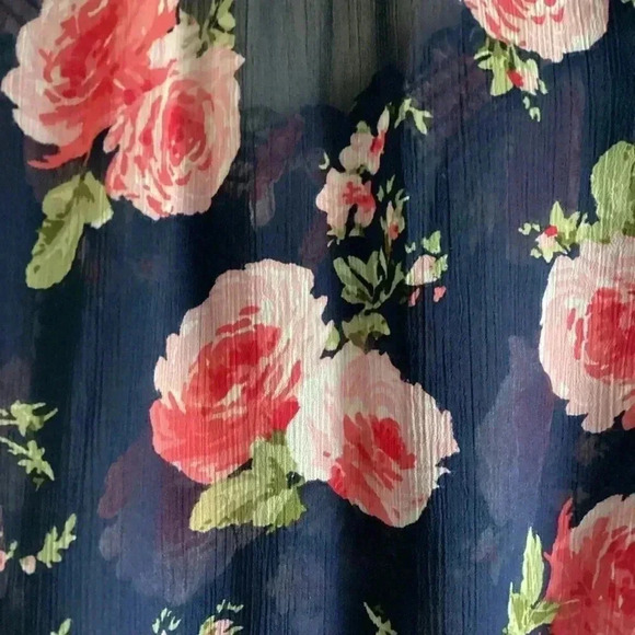 Abercrombie & Fitch Navy & Ruffle Top Blouse with Pink Floral Print Size Small - Picture 6 of 8